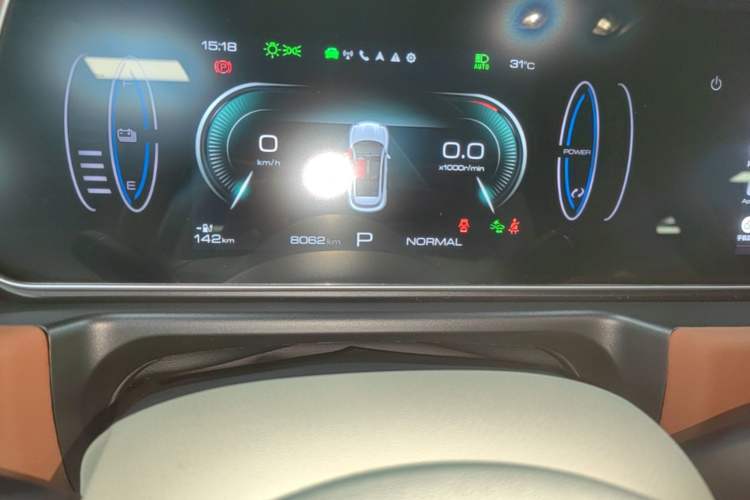 Used ORA Good Cat 2023 401 km Standard Range Luxury Version Lithium Iron Phosphate Instrument Cluster
