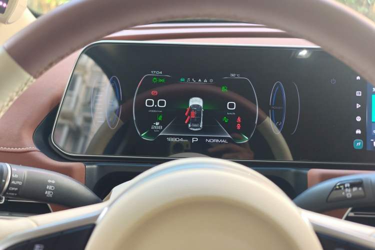 Used ORA Good Cat 2023 501 km Long-Range Premium Version Lithium Iron Phosphate Instrument Cluster