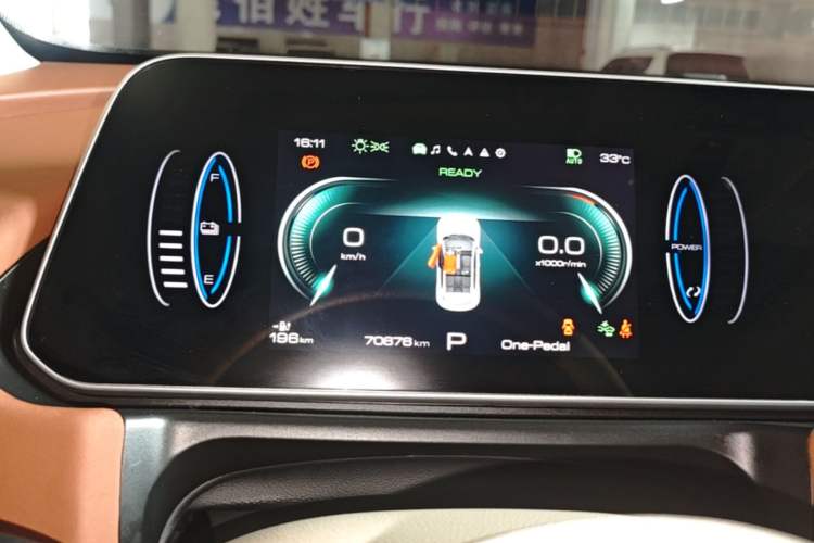 Used ORA Good Cat 2023 401 km Standard Range Premium Version Lithium Iron Phosphate Instrument Cluster