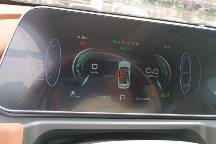 Used ORA Good Cat 2023 401 km Standard Range Comfort Version Lithium Iron Phosphate Instrument Cluster