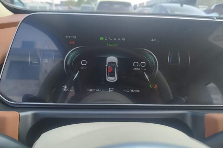 Used ORA Good Cat 2023 401 km Standard Range Premium Version Lithium Iron Phosphate Instrument Cluster