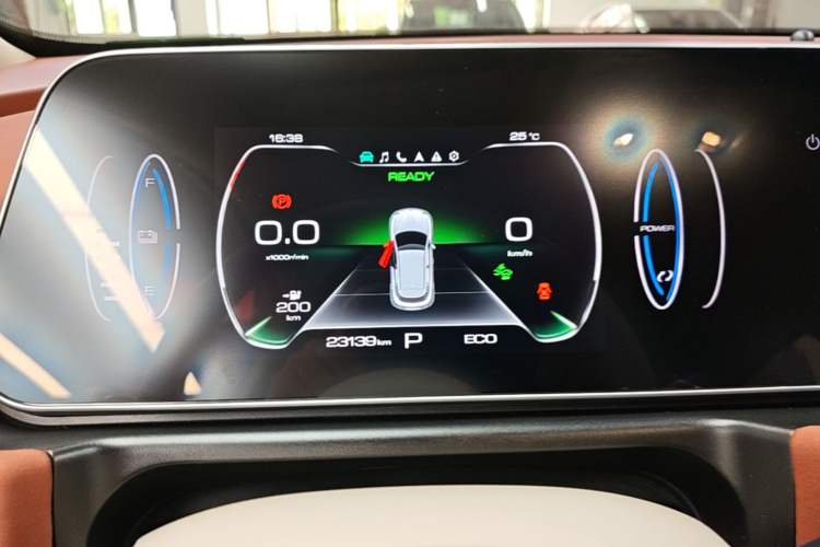 Used ORA Good Cat 2023 401 km Standard Range Prestige Version Lithium Iron Phosphate Instrument Cluster