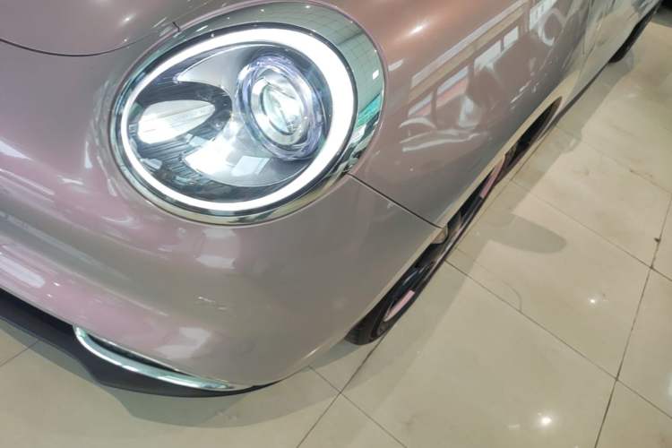 Used ORA Good Cat 2023 401 km Standard Range Luxury Version Lithium Iron Phosphate Left Front Headlight