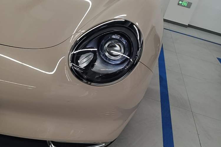 Used ORA Good Cat 2023 401 km Standard Range Luxury Version Lithium Iron Phosphate Left Front Headlight