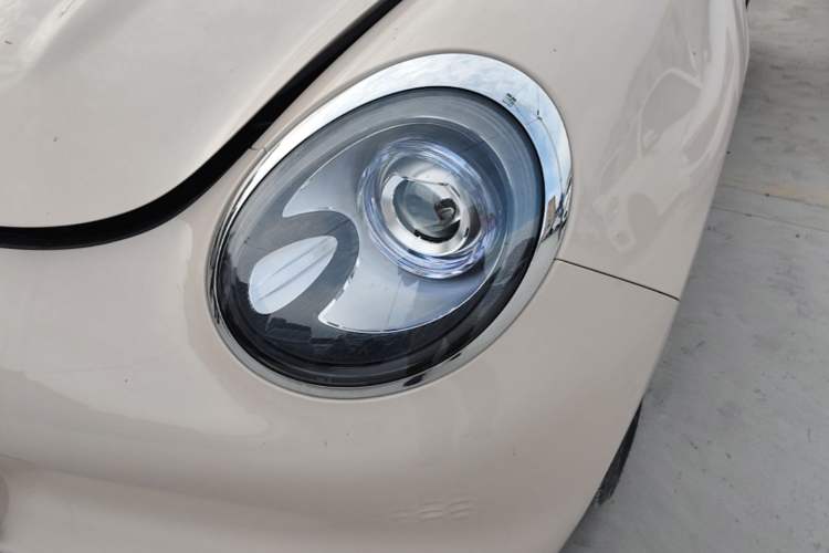 Used ORA Good Cat 2023 401 km Standard Range Prestige Version Lithium Iron Phosphate Left Front Headlight