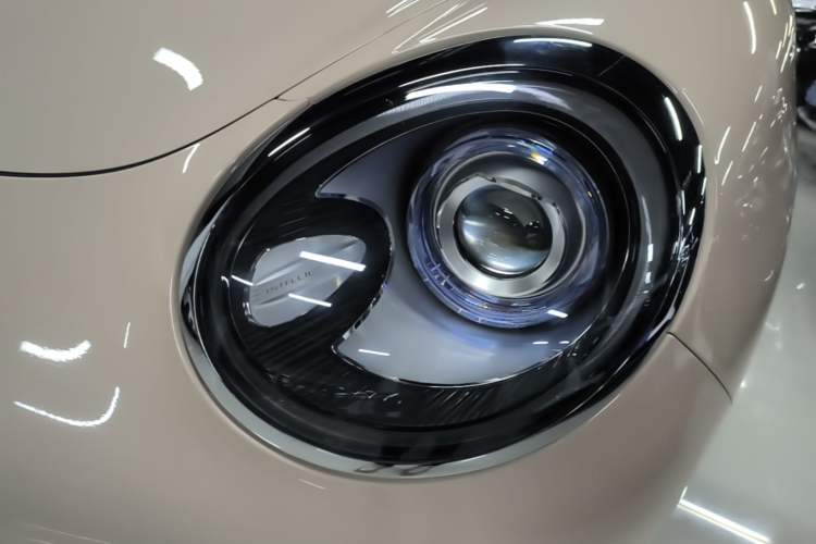 Used ORA Good Cat 2023 401 km Standard Range Prestige Version Lithium Iron Phosphate Left Front Headlight
