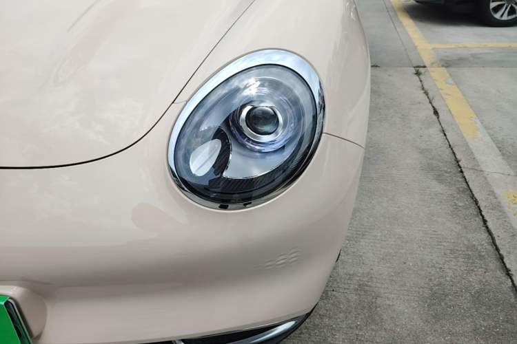 Used ORA Good Cat 2023 401 km Standard Range Luxury Version Lithium Iron Phosphate Left Front Headlight