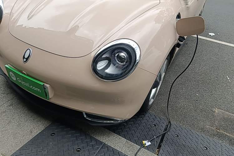 Used ORA Good Cat 2023 401 km Standard Range Luxury Version Ternary Lithium Left Front Headlight