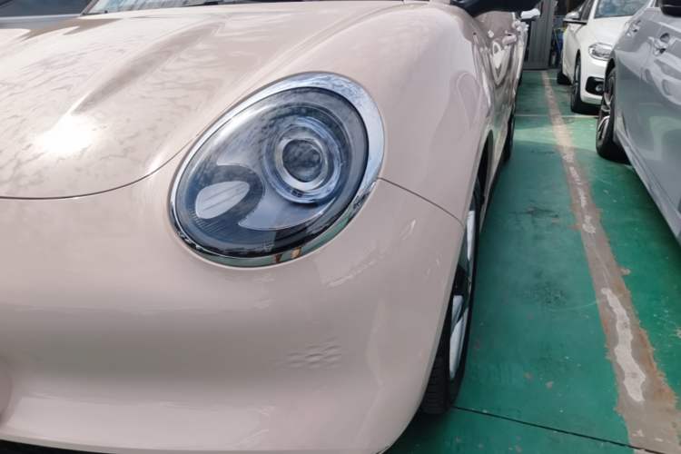 Used ORA Good Cat 2023 401 km Standard Range Luxury Version Lithium Iron Phosphate Left Front Headlight
