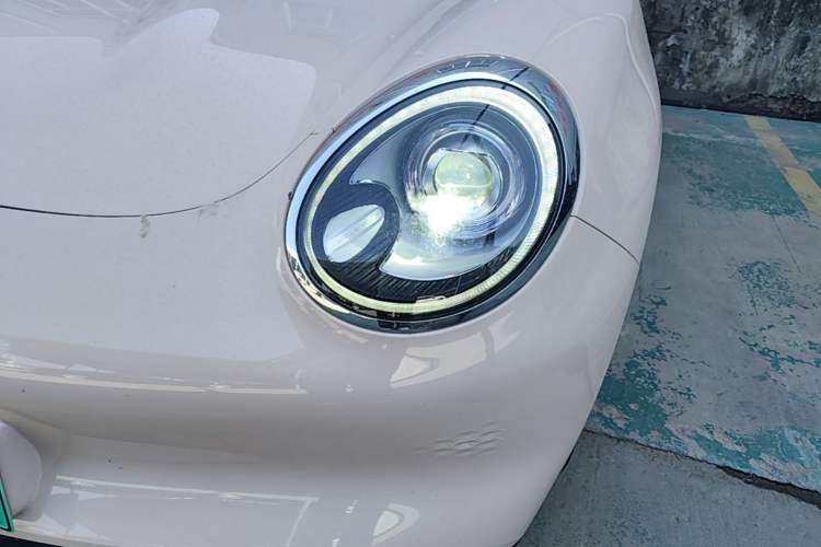 Used ORA Good Cat 2023 401 km Standard Range Premium Trim Ternary Lithium Left Front Headlight