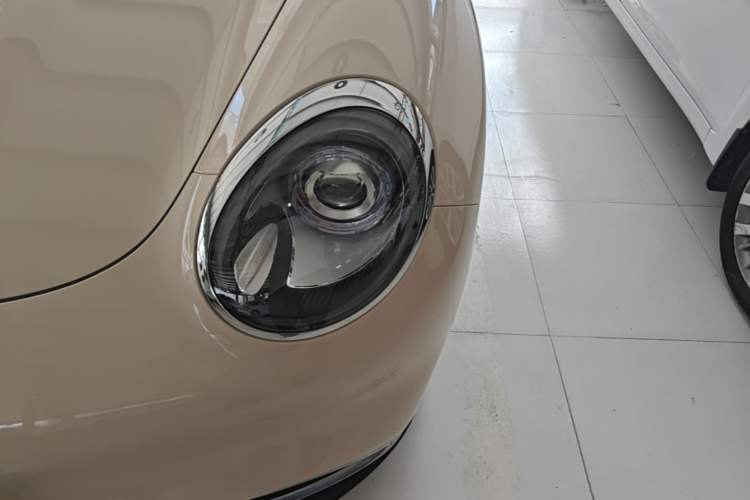 Used ORA Good Cat 2023 401 km Standard Range Luxury Version Lithium Iron Phosphate Left Front Headlight