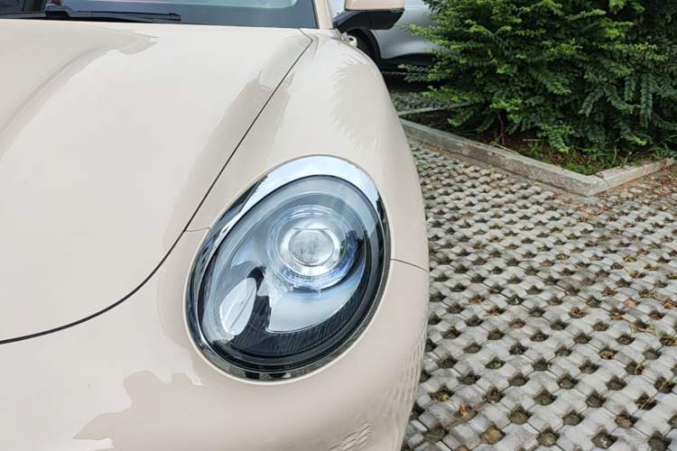Used ORA Good Cat 2023 401 km Standard Range Luxury Version Lithium Iron Phosphate Left Front Headlight