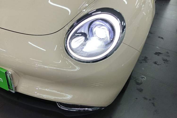 Used ORA Good Cat 2023 401 km Standard Range Prestige Version Lithium Iron Phosphate Left Front Headlight
