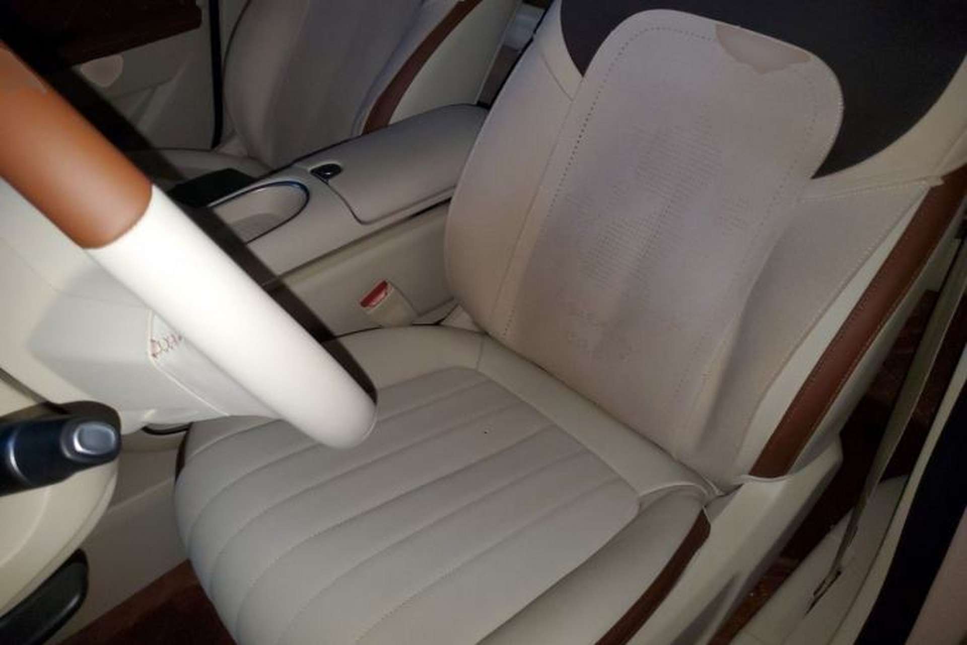 Used ORA Good Cat 2023 401 km Standard Range Luxury Version Lithium Iron Phosphate Left Front Seat