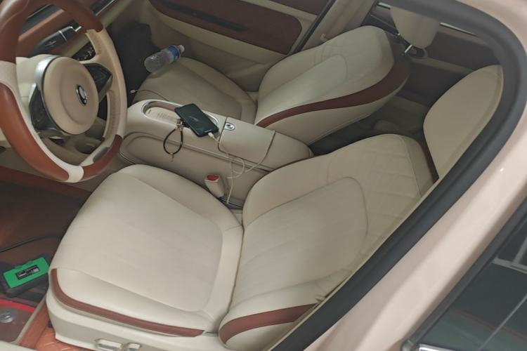 Used ORA Good Cat 2023 401 km Standard Range Luxury Version Ternary Lithium Left Front Seat