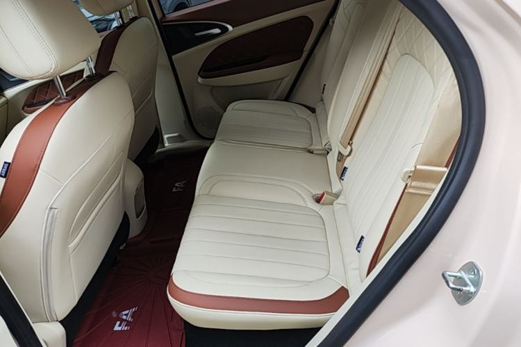Used ORA Good Cat 2023 401 km Standard Range Luxury Version Lithium Iron Phosphate Left Rear Seat