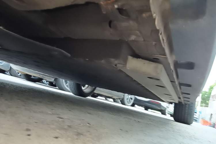 Used ORA Good Cat 2023 401 km Standard Range Luxury Version Lithium Iron Phosphate Left Side Sill