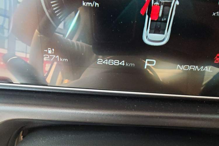 Used ORA Good Cat 2023 401 km Standard Range Prestige Version Lithium Iron Phosphate Odometer Close Up