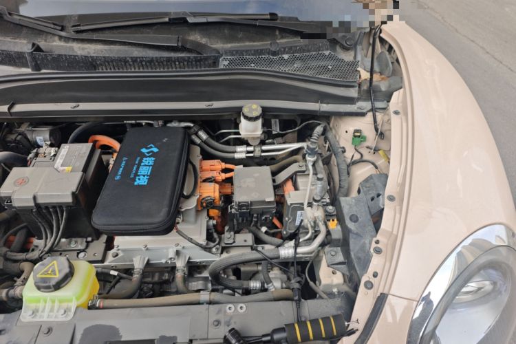 Used ORA Good Cat 2023 401 km Standard Range Prestige Version Lithium Iron Phosphate Engine Bay Left