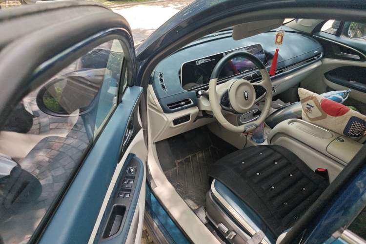 Used ORA Good Cat 2023 401 km Standard Range Premium Version Lithium Iron Phosphate Driver Seat