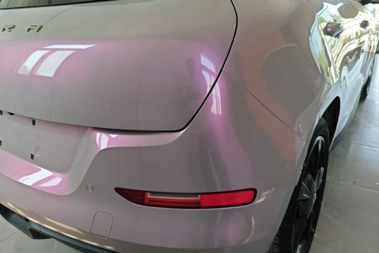 Used ORA Good Cat 2023 401 km Standard Range Premium Version Lithium Iron Phosphate Right Rear Taillight