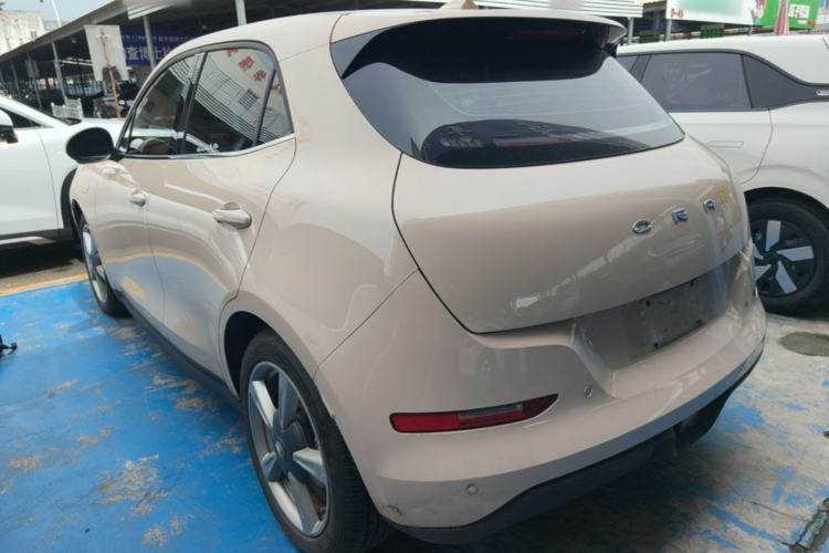 Used ORA Good Cat 2023 401 km Standard Range Luxury Version Lithium Iron Phosphate Rear Left 45 Deg