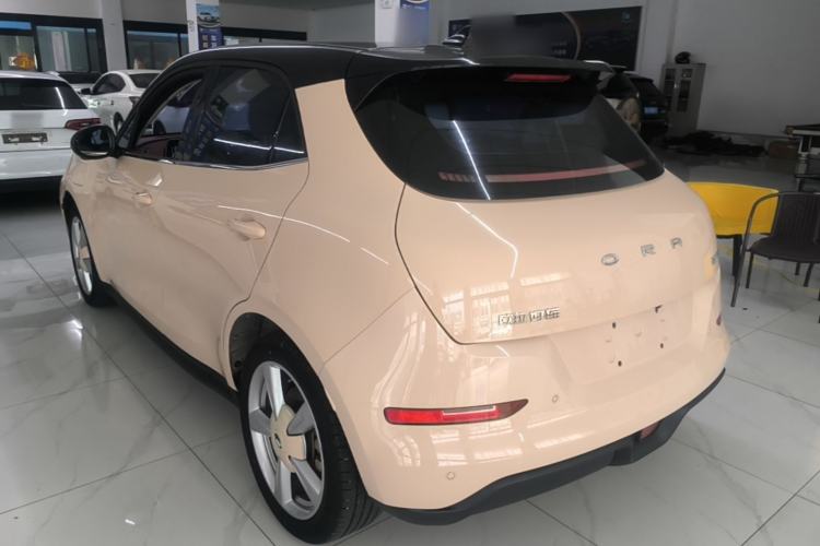 Used ORA Good Cat 2023 401 km Standard Range Luxury Version Lithium Iron Phosphate Rear Left 45 Deg