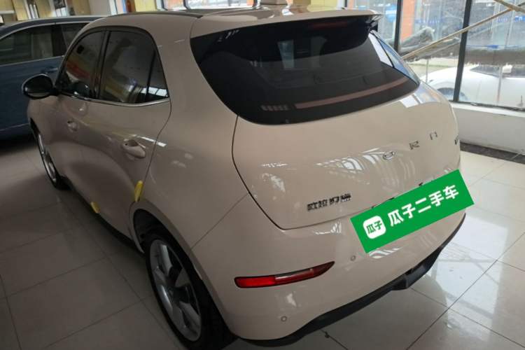 Used ORA Good Cat 2023 401 km Standard Range Luxury Version Lithium Iron Phosphate Rear Left 45 Deg
