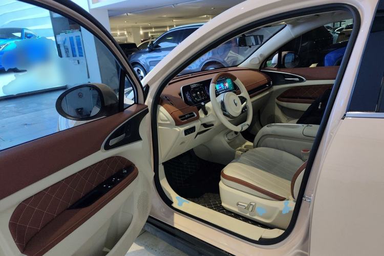 Used ORA Good Cat 2023 401 km Standard Range Premium Version Lithium Iron Phosphate Driver Seat