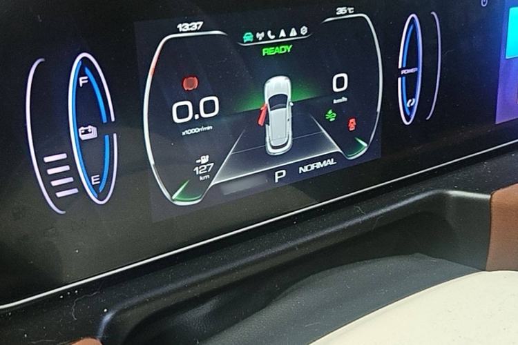 Used ORA Good Cat 2023 401 km Standard Range Premium Version Lithium Iron Phosphate Instrument Cluster