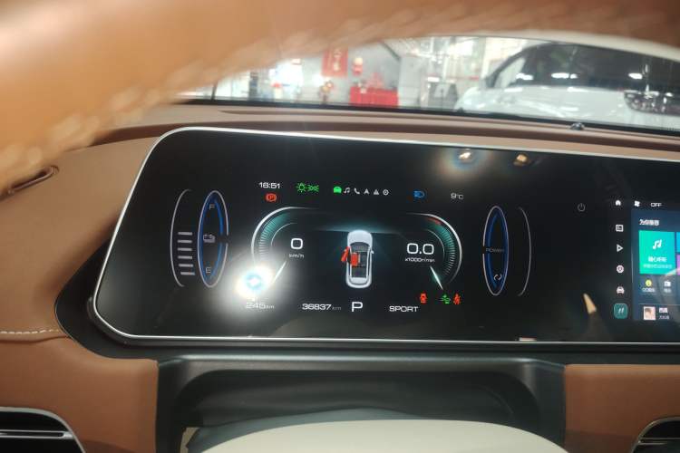 Used ORA Good Cat 2023 401 km Standard Range Prestige Version Lithium Iron Phosphate Instrument Cluster