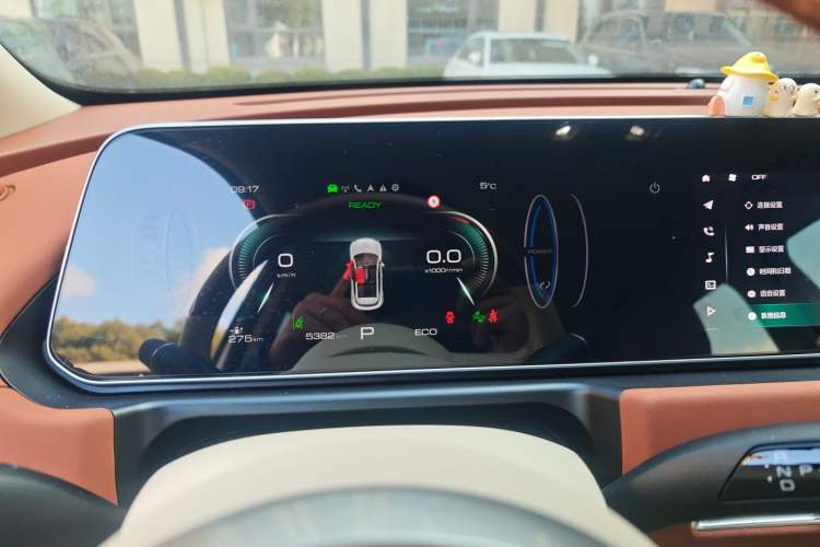 Used ORA Good Cat 2023 401 km Standard Range Luxury Version Lithium Iron Phosphate Instrument Cluster