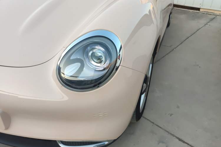 Used ORA Good Cat 2023 401 km Standard Range Luxury Version Lithium Iron Phosphate Left Front Headlight
