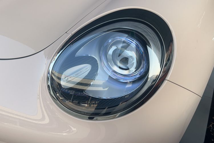 Used ORA Good Cat 2023 401 km Standard Range Luxury Version Lithium Iron Phosphate Left Front Headlight