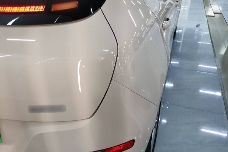 Used ORA Good Cat 2023 401 km Standard Range Luxury Version Lithium Iron Phosphate Right Rear Taillight