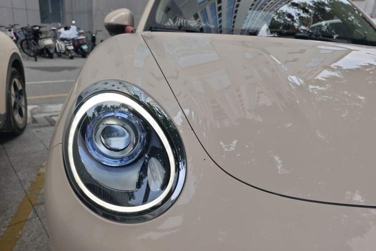 Used ORA Good Cat 2023 401 km Standard Range Prestige Version Lithium Iron Phosphate Right Front Headlight