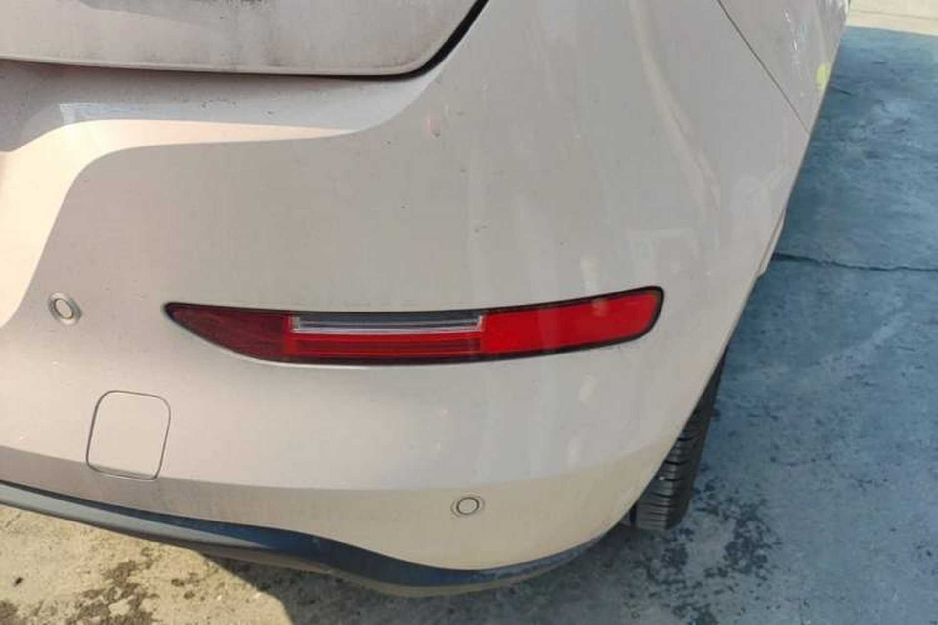 Used ORA Good Cat 2023 401 km Standard Range Premium Version Lithium Iron Phosphate Right Rear Taillight