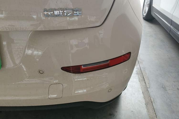 Used ORA Good Cat 2023 401 km Standard Range Premium Version Lithium Iron Phosphate Right Rear Taillight