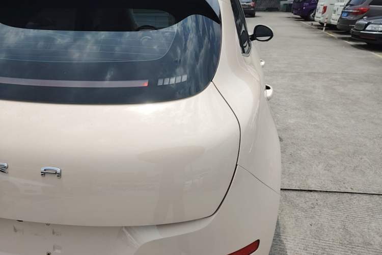 Used ORA Good Cat 2023 401 km Standard Range Luxury Version Lithium Iron Phosphate Right Rear Taillight