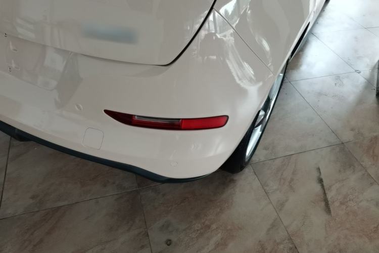 Used ORA Good Cat 2023 401 km Standard Range Luxury Version Ternary Lithium Right Rear Taillight