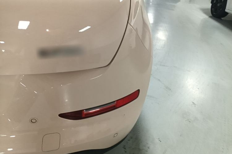 Used ORA Good Cat 2023 401 km Standard Range Luxury Version Lithium Iron Phosphate Right Rear Taillight
