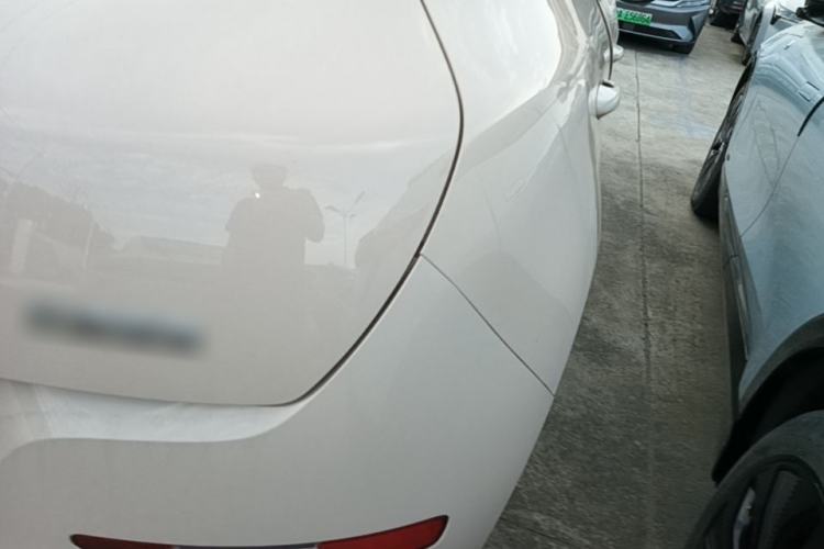 Used ORA Good Cat 2023 401 km Standard Range Luxury Version Lithium Iron Phosphate Right Rear Taillight