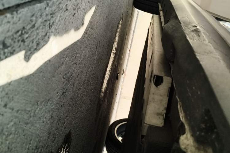 Used ORA Good Cat 2023 401 km Standard Range Luxury Version Lithium Iron Phosphate Right Side Sill