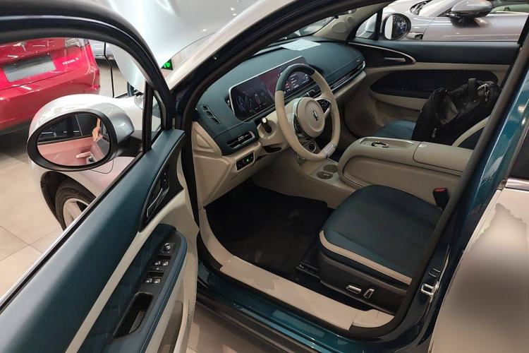 Used ORA Good Cat 2023 401 km Standard Range Premium Version Lithium Iron Phosphate Driver Seat
