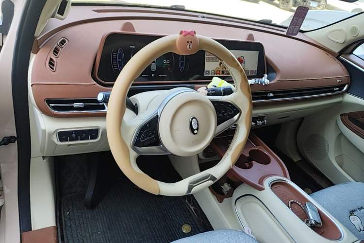 Used ORA Good Cat 2023 401 km Standard Range Premium Trim Ternary Lithium Steering Wheel