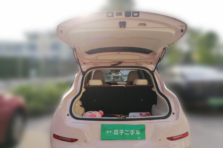 Used ORA Good Cat 2023 401 km Standard Range Luxury Version Ternary Lithium Trunk