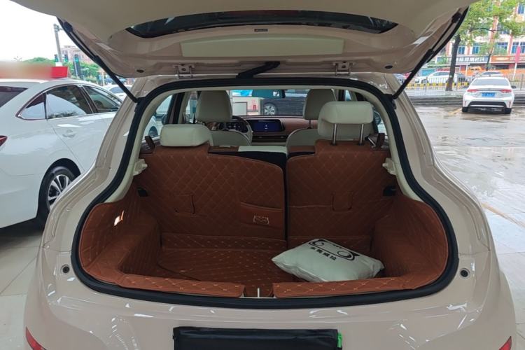 Used ORA Good Cat 2023 401 km Standard Range Luxury Version Ternary Lithium Trunk