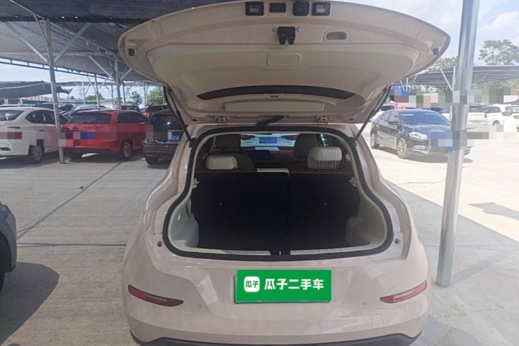 Used ORA Good Cat 2023 401 km Standard Range Comfort Version Lithium Iron Phosphate Trunk