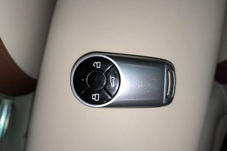 Used ORA Good Cat 2023 401 km Standard Range Prestige Version Lithium Iron Phosphate Vehicle Key