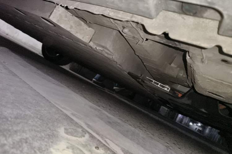 Used ORA Good Cat 2023 401 km Standard Range Premium Version Lithium Iron Phosphate Chassis Front Right